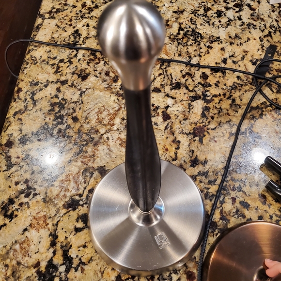 Umbra paper towl holder - Picture 4 of 4